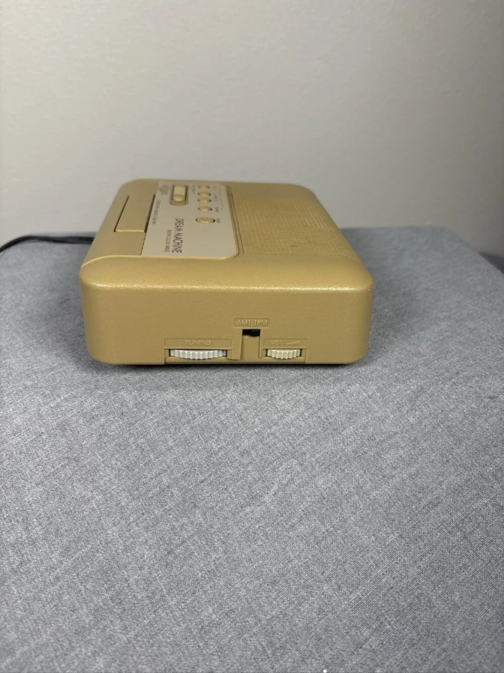 Sony Dream Machine ICF-C240 AM FM Digital Alarm Clock Radio Beige